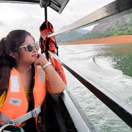 Thenmala Ecoresort Punalur Екстериор снимка