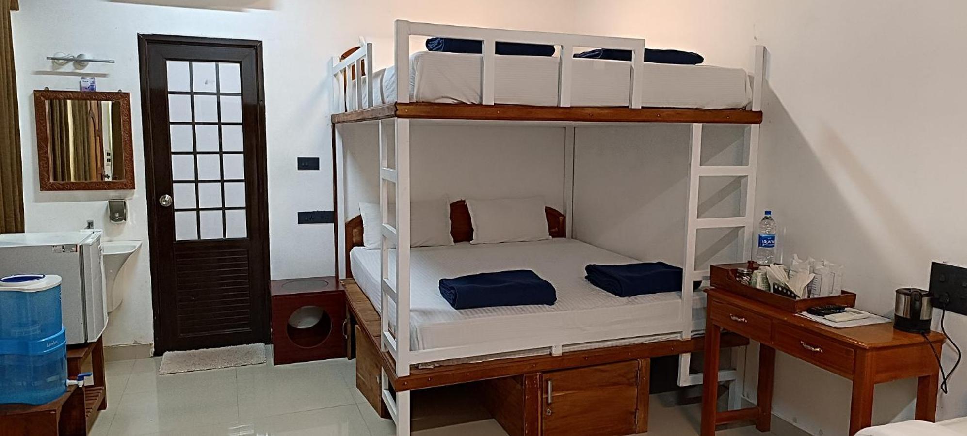 Thenmala Ecoresort Punalur Екстериор снимка